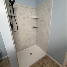 Here-is-a-Bathroom-Remodel-done-by-Baxter-Pro-Services-in-Greenville-KY-We-replaced-the-shower-with-a-Flexstone-Shower-System 3